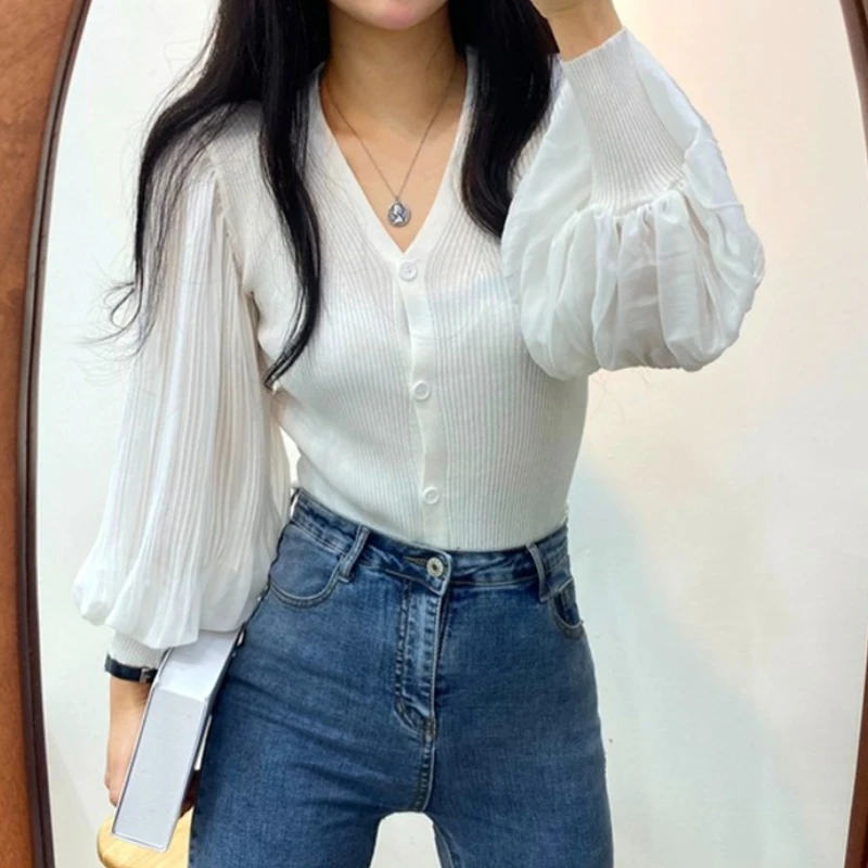 Women White Blouse Korean Chic Knitted Blouse Fashion Vintage Lantern Sleeve Women Sexy V Neck Tops Buttons Women's Shirts 22260 
Women White Blouse Korean Chic Knitted Blouse Fashion Vintage Lantern Sleeve Women Sexy V Neck Tops Buttons Women's Shirts 22260