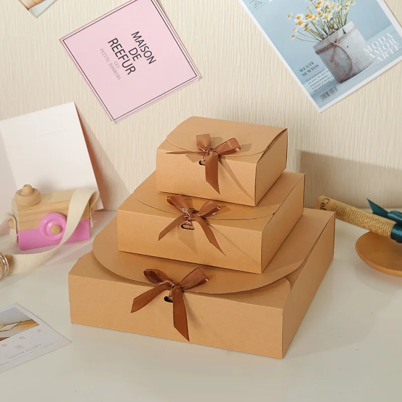 12PCS White/Kraft/Black Wedding Candy Pouch Little Ribbon Bow Birthday Party Gift Box Kraft Paper Square Seal Flat Boxy Boxes
12PCS White/Kraft/Black Wedding Candy Pouch Little Ribbon Bow Birthday Party Gift Box Kraft Paper Square Seal Flat Boxy Boxes