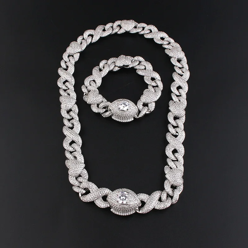 Luxurious Miami Hip Hop Style Men Women Lady Inlay Full Czech Zircon Cuba Three Hearts Charm Chain Bracelet Necklace
Luxurious Miami Hip Hop Style Men Women Lady Inlay Full Czech Zircon Cuba Three Hearts Charm Chain Bracelet Necklace