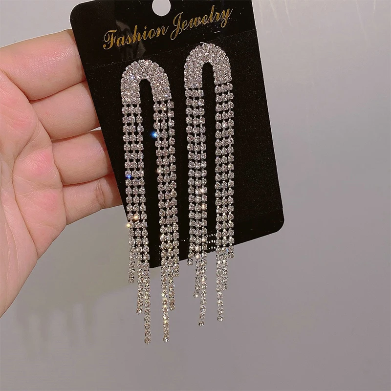 New Luxury Full Rhinestone Shiny Crystal Long Tassel Earrings for Women Bridal Drop Dangling Earrings Party Wedding Jewelry Gift
New Luxury Full Rhinestone Shiny Crystal Long Tassel Earrings for Women Bridal Drop Dangling Earrings Party Wedding Jewelry Gift