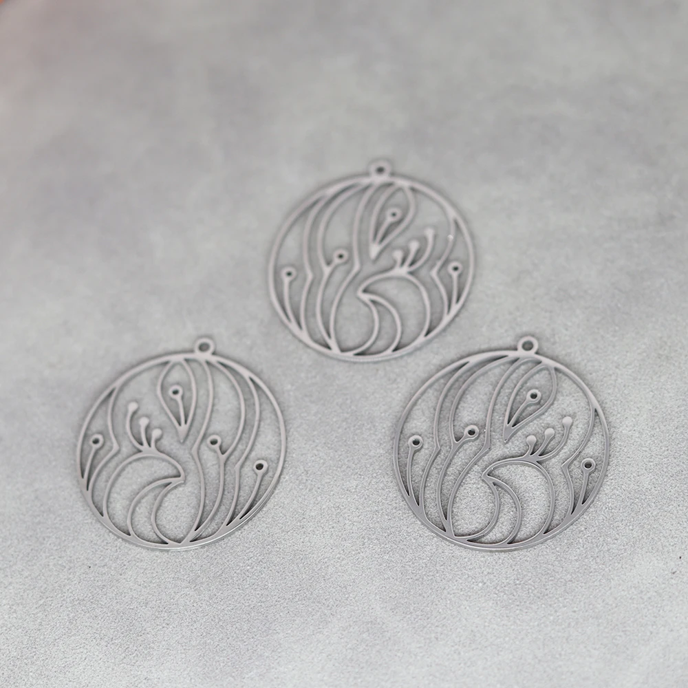 3pcs/Lot Stainless Steel Peacock Round Pendant Accessories For Fashion Jewelry Making DIY Handmade Craft
3pcs/Lot Stainless Steel Peacock Round Pendant Accessories For Fashion Jewelry Making DIY Handmade Craft