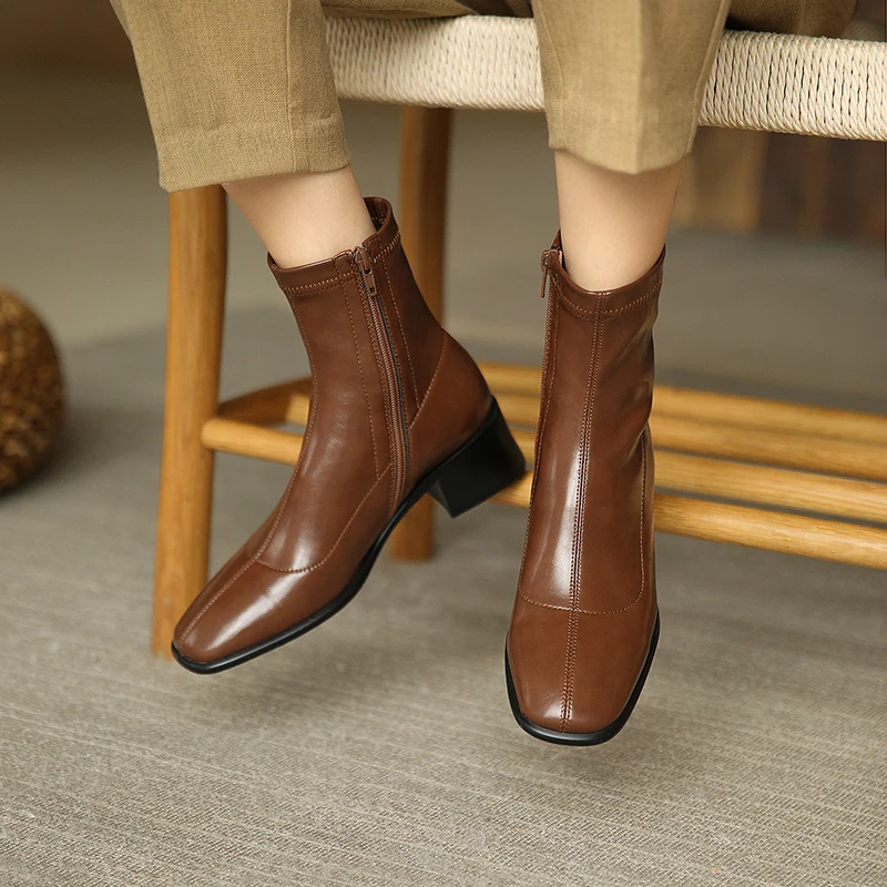 Concise Office Ladies Dress Med Heels 2022 Autumn Winter Women Ankle Boots Elegant Mature Genuine Leather Shoes Woman Size 42
Concise Office Ladies Dress Med Heels 2022 Autumn Winter Women Ankle Boots Elegant Mature Genuine Leather Shoes Woman Size 42