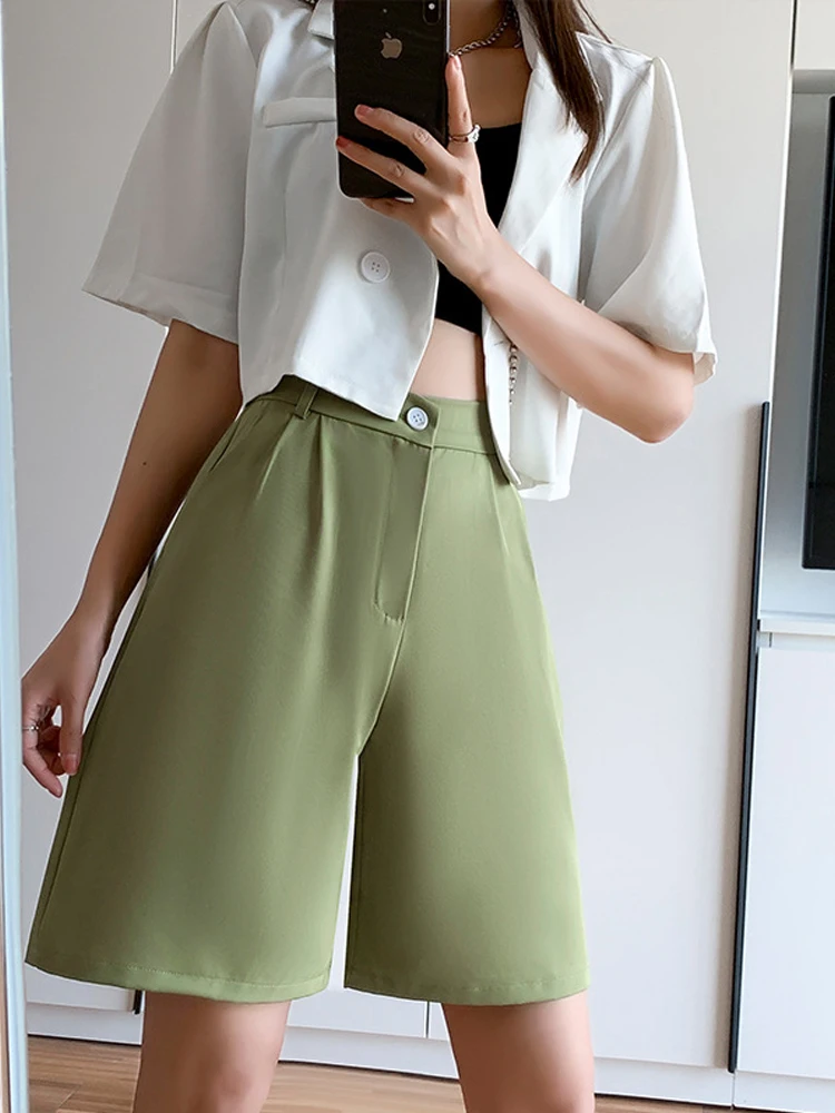 Summer Women's Shorts 2022 Casual Loose Wide Leg Long Shorts Pockets Office Solid Knee-length Oversize Shorts for Women
Summer Women's Shorts 2022 Casual Loose Wide Leg Long Shorts Pockets Office Solid Knee-length Oversize Shorts for Women