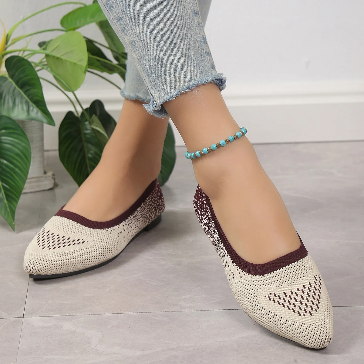 Knit Stretch Ballet Flats Women Pointed Toe Dress Shoes Summer Slip on Casual Loafers Breathable Mesh Low Boat Shoe Plus Size 43
Knit Stretch Ballet Flats Women Pointed Toe Dress Shoes Summer Slip on Casual Loafers Breathable Mesh Low Boat Shoe Plus Size 43