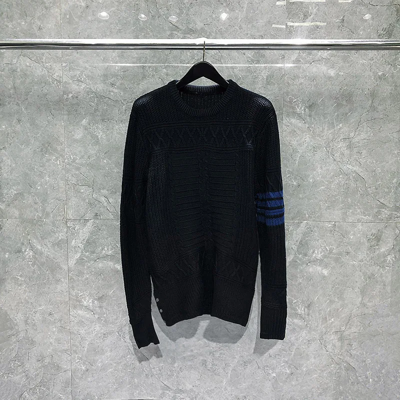 2023 Men Sweater Long Sleeve Wool Knitted Top Fashion Casual Top Striped O-Neck Warm Korean Design High Quality Cardigan Women
2023 Men Sweater Long Sleeve Wool Knitted Top Fashion Casual Top Striped O-Neck Warm Korean Design High Quality Cardigan Women