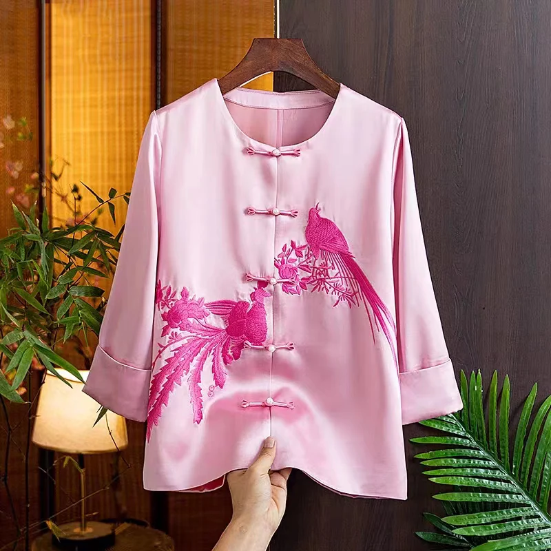 Женское атласное пальто с уксусной кислотой, однобортное пальто в китайском стиле с изысканной вышивкой и круглым вырезом, весна-лето 2023
Женское атласное пальто с уксусной кислотой, однобортное пальто в китайском стиле с изысканной вышивкой и круглым вырезом, весна-лето 2023