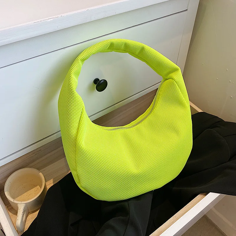 High Quality Solid Color Shoulder Bags Women's Handbag Purse 2022 Summer New Underarm Pack Fashion Travel Ladies Wrist Bag
High Quality Solid Color Shoulder Bags Women's Handbag Purse 2022 Summer New Underarm Pack Fashion Travel Ladies Wrist Bag