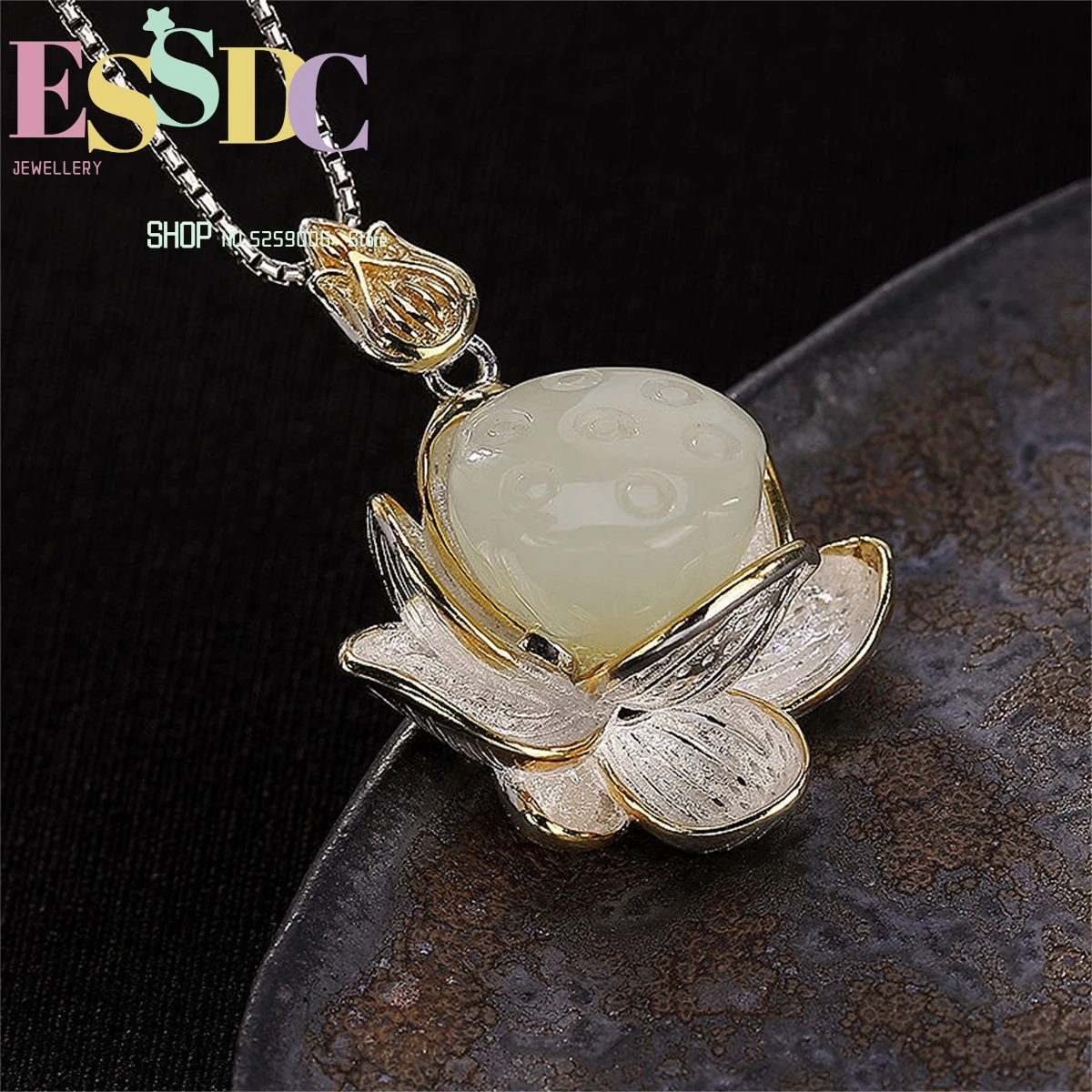 S925 Sterling Silver Inlaid Natural Hetian Jade Lotus Necklace Ladies Clavicle Chain Pendant Wholesale Fashion Charm Exquisite
S925 Sterling Silver Inlaid Natural Hetian Jade Lotus Necklace Ladies Clavicle Chain Pendant Wholesale Fashion Charm Exquisite