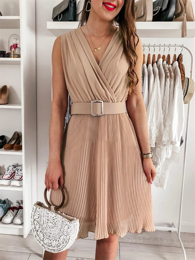 New Summer Chiffon V-Neck Pleated Dress Women Elegant Wrap Folds Party Dress With Belted Fashion Solid Color Ladies Midi Dresses
New Summer Chiffon V-Neck Pleated Dress Women Elegant Wrap Folds Party Dress With Belted Fashion Solid Color Ladies Midi Dresses