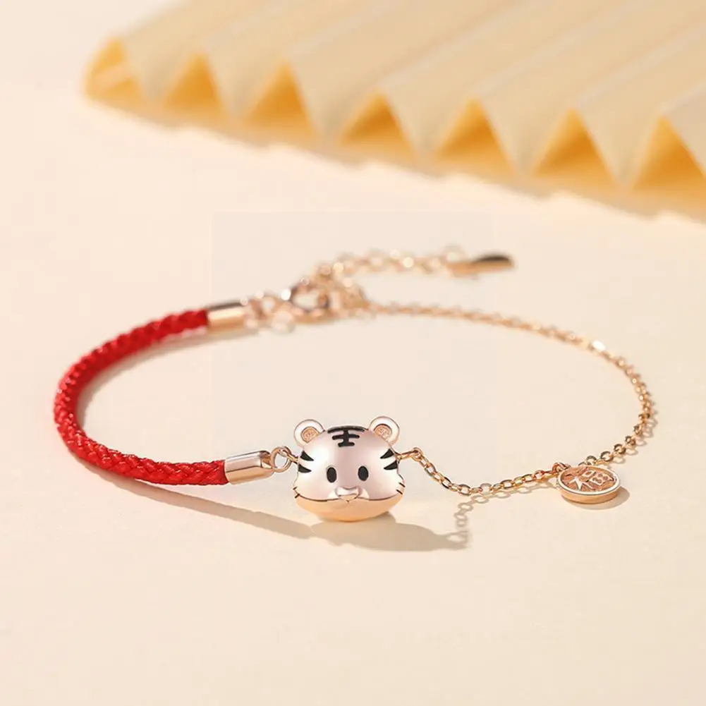 Chinese Style New Year Lucky Red String Zodiac Cute Girlfriend Tiger Couple Hand New Year Gift Bracelet Strap Student Brace D6M7
Chinese Style New Year Lucky Red String Zodiac Cute Girlfriend Tiger Couple Hand New Year Gift Bracelet Strap Student Brace D6M7