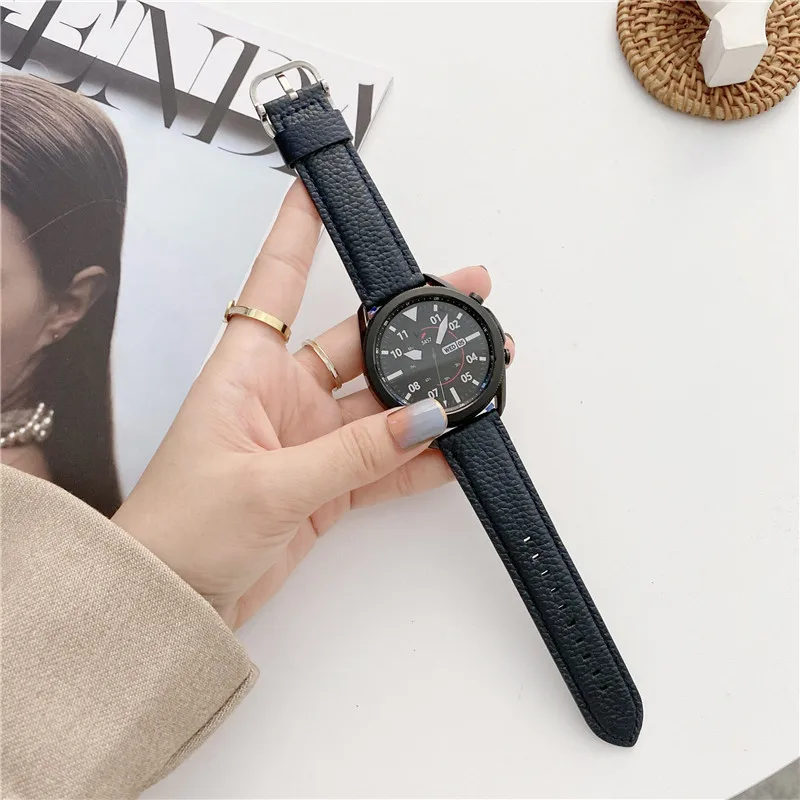 20mm 22mm Leather Band For Samsung Galaxy watch5pro 45mm 44mm 40mm Gear S4 46mm Strap Bracelet For Huawei watch GT2 3 Pro Lychee
20mm 22mm Leather Band For Samsung Galaxy watch5pro 45mm 44mm 40mm Gear S4 46mm Strap Bracelet For Huawei watch GT2 3 Pro Lychee