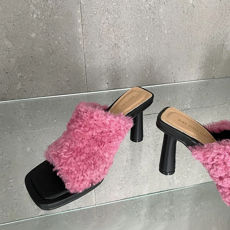 Woman Slippers Pink Fur High Heel Sandals Summer Ladies Stiletto Shoes 2022 Designer Square Toe Womens Slippers Sandales Femme
Woman Slippers Pink Fur High Heel Sandals Summer Ladies Stiletto Shoes 2022 Designer Square Toe Womens Slippers Sandales Femme