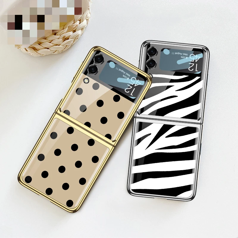 Plating Frame Glass Case for Samsung galaxy Z Flip 3 5G Phone Cover Lens Glass Protection Hard Case Shockproof 
Plating Frame Glass Case for Samsung galaxy Z Flip 3 5G Phone Cover Lens Glass Protection Hard Case Shockproof