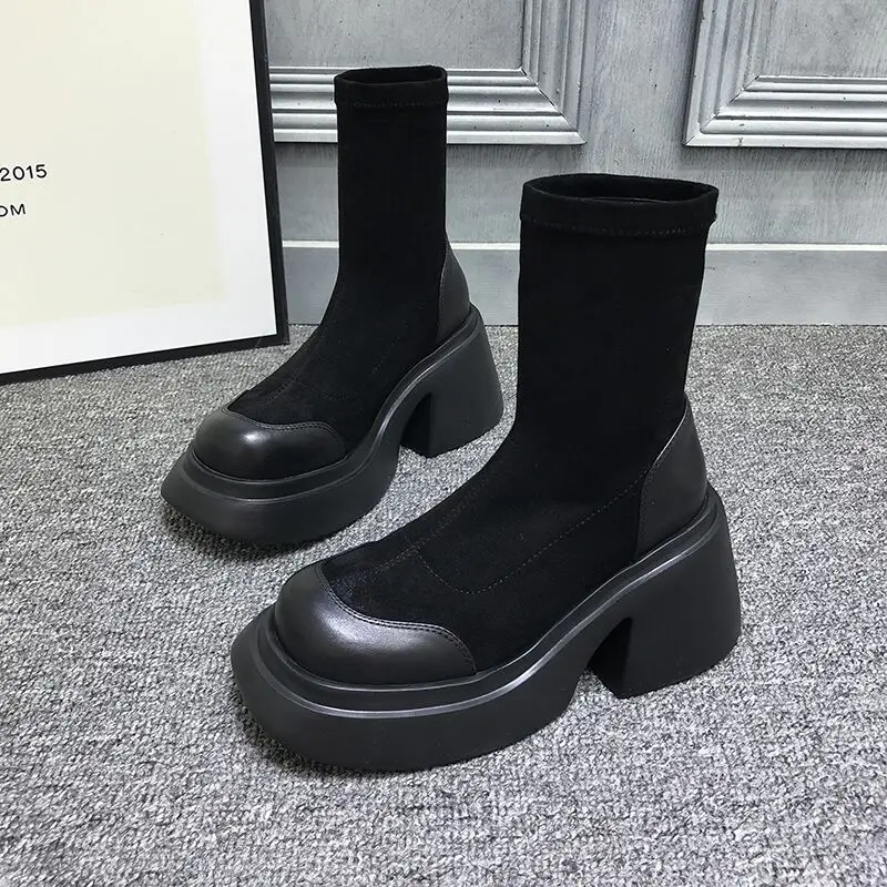2022 New Spring And Autumn Women's British Style Shoes Upper With Velvet Black Thick Bottom All-match Trendy Martin Boots
2022 New Spring And Autumn Women's British Style Shoes Upper With Velvet Black Thick Bottom All-match Trendy Martin Boots