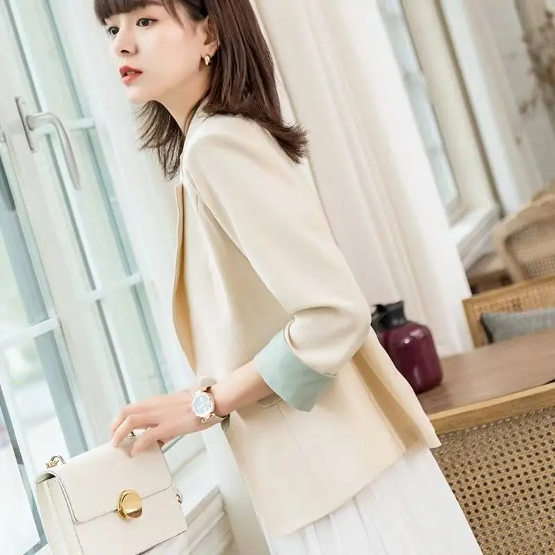 Women's Chiffon Suit Jacket Summer Loose Thin Mid Length Coat Female Casual Ladies Long Sleeve Fashionable Blazer Jacket G367
Women's Chiffon Suit Jacket Summer Loose Thin Mid Length Coat Female Casual Ladies Long Sleeve Fashionable Blazer Jacket G367