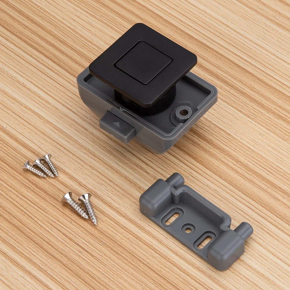 High Performing Zinc Alloy Push Button Catch Lock Perfect for Shaking Yacht Boat RV and Moving Indoor Furniture
High Performing Zinc Alloy Push Button Catch Lock Perfect for Shaking Yacht Boat RV and Moving Indoor Furniture