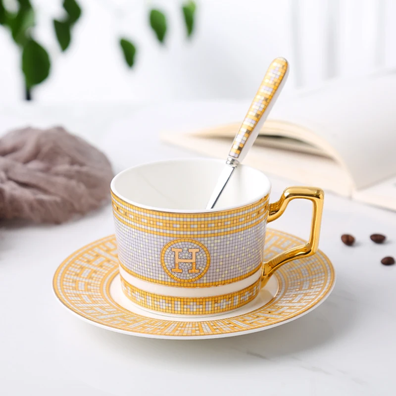 Ceramic Coffee Cup European Style High End Export English Coffee Cup Set Afternoon Tea Black Tea Cups Send Spoon CN(Origin)
Ceramic Coffee Cup European Style High End Export English Coffee Cup Set Afternoon Tea Black Tea Cups Send Spoon CN(Origin)