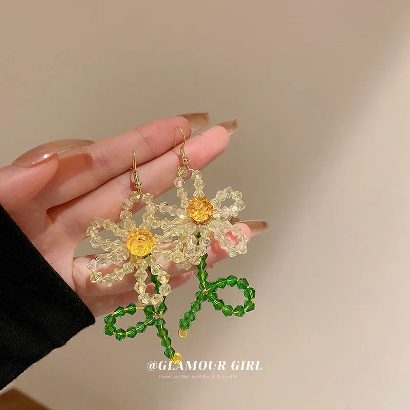 Spring/Summer New Crystal Flower Beeds Drop Earrings Fresh Plants Romantic Fashion Jewelry
Spring/Summer New Crystal Flower Beeds Drop Earrings Fresh Plants Romantic Fashion Jewelry
