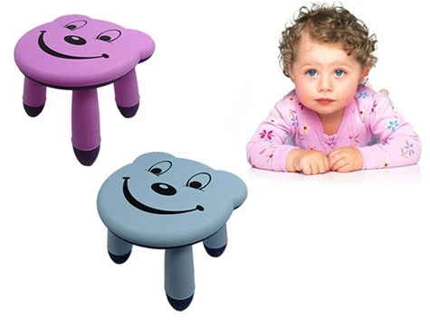 Портативный мини-стул для детей
Портативный мини-стул для детей