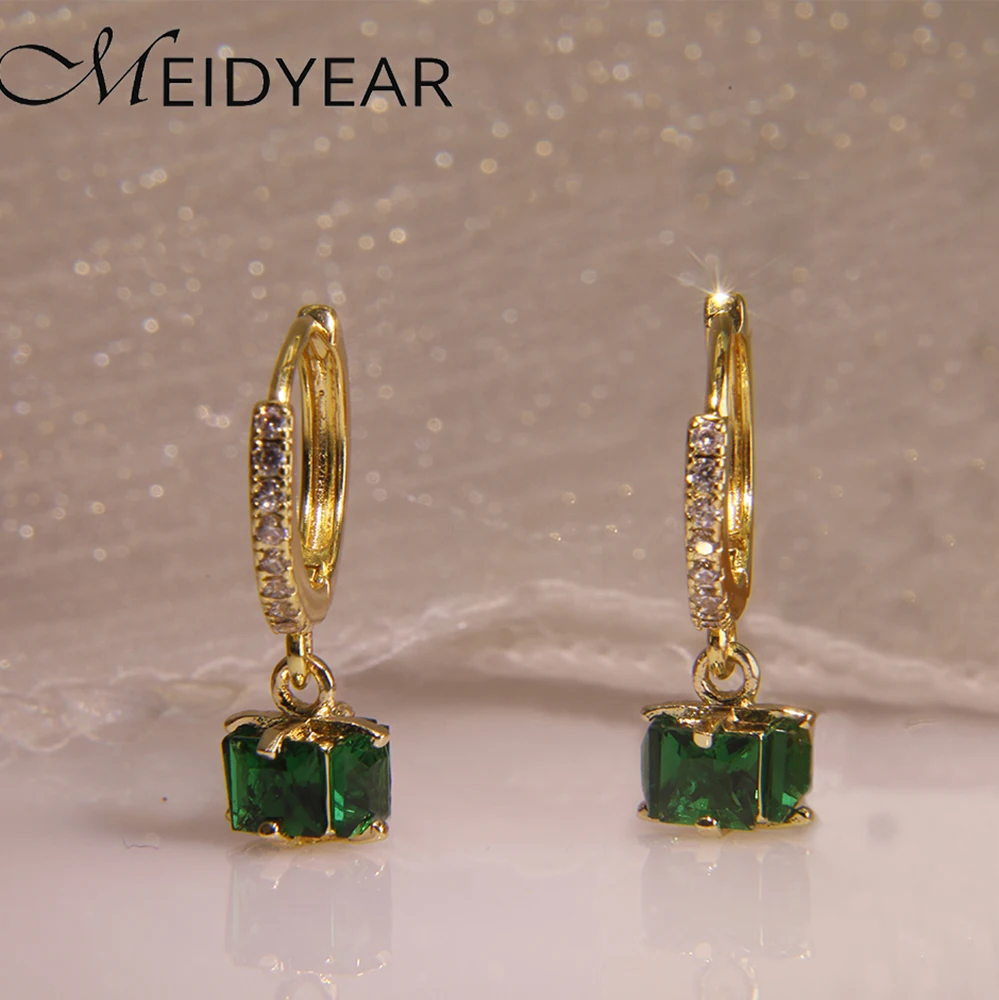 MEIDYEAR new in positive square earrings women fashion simple earrings 18K real gold diamond zirconium earrings small fine
MEIDYEAR new in positive square earrings women fashion simple earrings 18K real gold diamond zirconium earrings small fine