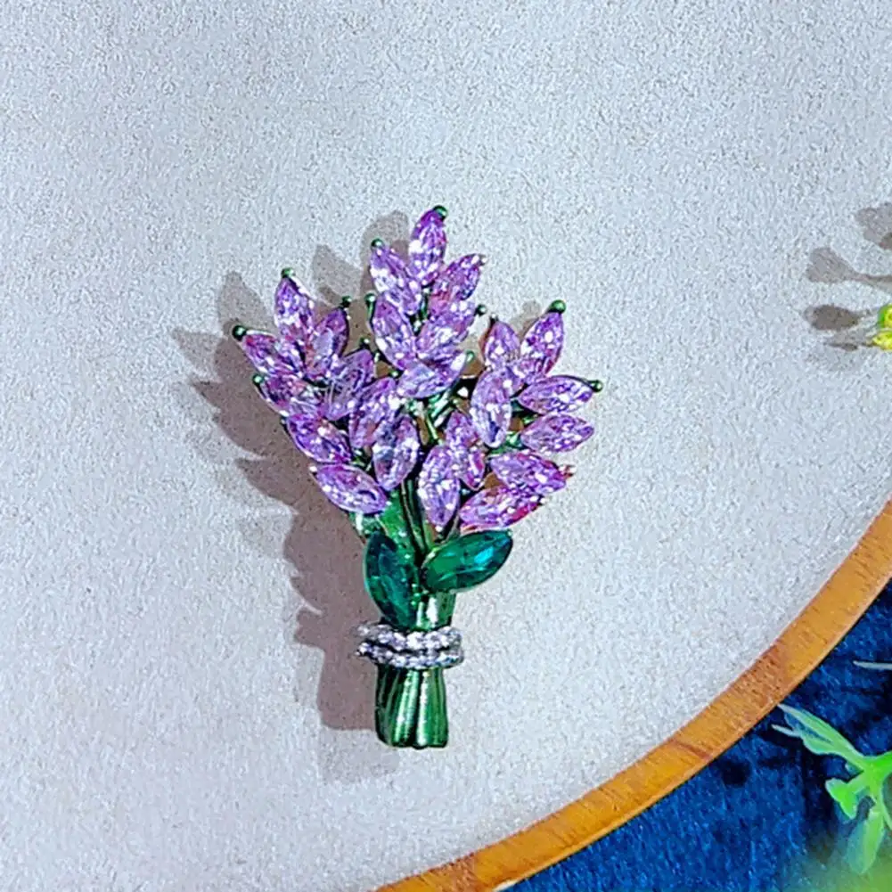 Lavender Flower Brooch Elegant Lavender Brooch Fashionable Crystal Flower Pin for Women's Business Suit Girls' Clothing
Lavender Flower Brooch Elegant Lavender Brooch Fashionable Crystal Flower Pin for Women's Business Suit Girls' Clothing