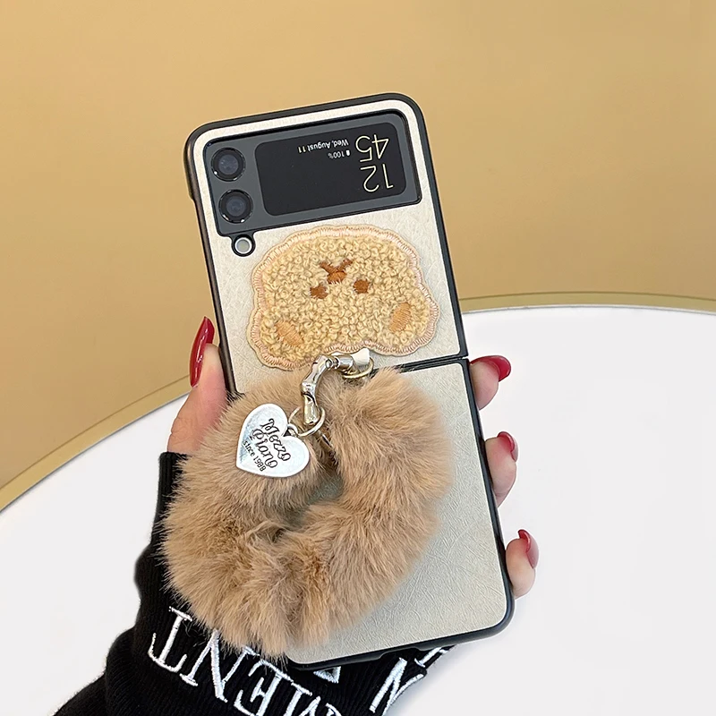 Чехол для Samsung ZFlip3, теплый и милый плюшевый чехол с медведем для телефона Galaxy, милый мультяшный чехол ZFLIP3 Etui для Samsung, чехол
Чехол для Samsung ZFlip3, теплый и милый плюшевый чехол с медведем для телефона Galaxy, милый мультяшный чехол ZFLIP3 Etui для Samsung, чехол