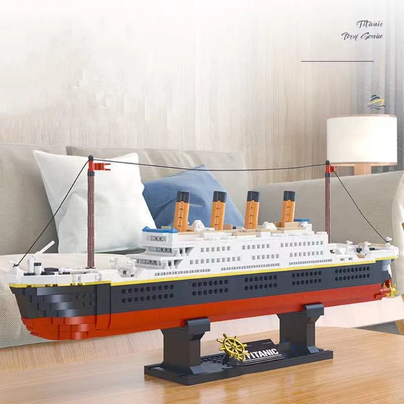 New 1288PCS 46CM Movie Titanic Cruise Boat Ship City Model Building Kits Blocks Bricks Figures Diy Toys for Children Kid Gift
New 1288PCS 46CM Movie Titanic Cruise Boat Ship City Model Building Kits Blocks Bricks Figures Diy Toys for Children Kid Gift