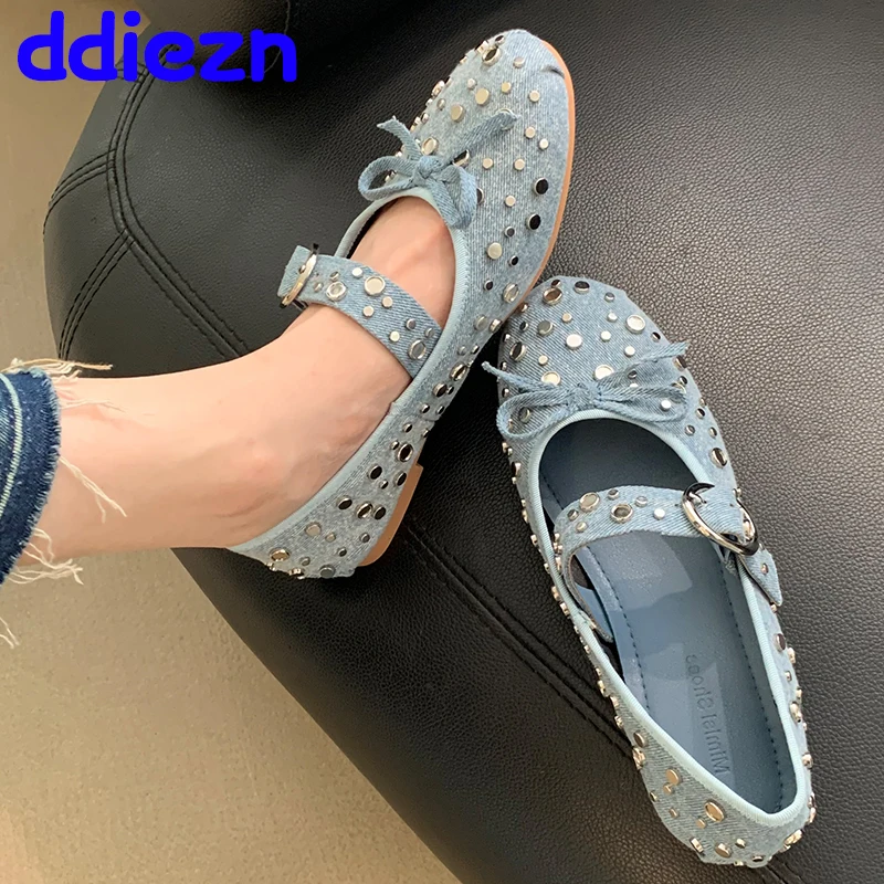 

Luxury Female New In Fashion Metal Rivet Women Dance Shoes Butterfly-Knot Footwear Round Toe Ladies Ballet Flats Lolita Shoes