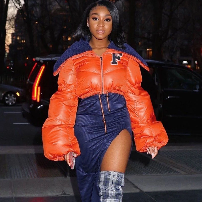 2022 Casual Solid Letter Embroidery Parkas Long Sleeve Zipper Cropped Puffer Jackets For Women Winter Drewstring Warm Thick Coat
2022 Casual Solid Letter Embroidery Parkas Long Sleeve Zipper Cropped Puffer Jackets For Women Winter Drewstring Warm Thick Coat