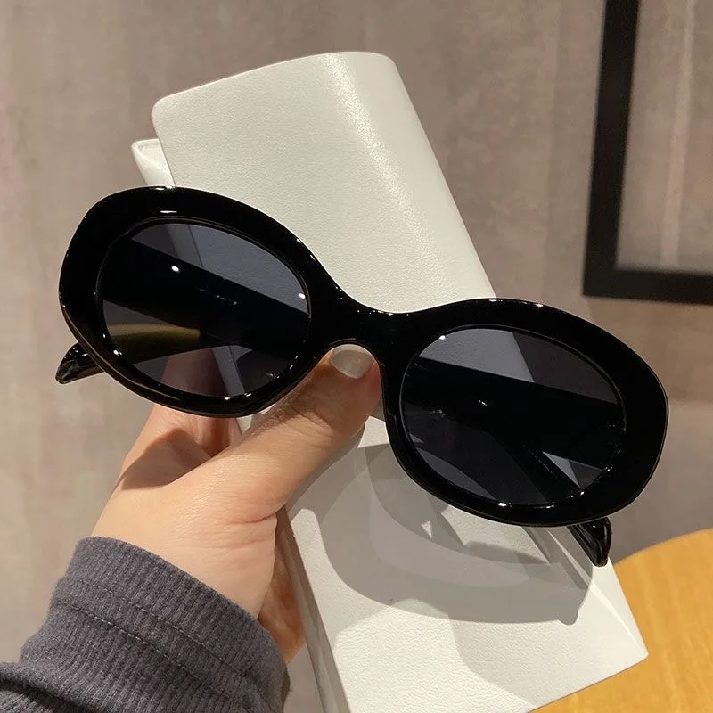 Syanjing03 Vintage Polarized Sunglasses Men Women UV400 Classic Chic Sun Glasses
Syanjing03 Vintage Polarized Sunglasses Men Women UV400 Classic Chic Sun Glasses