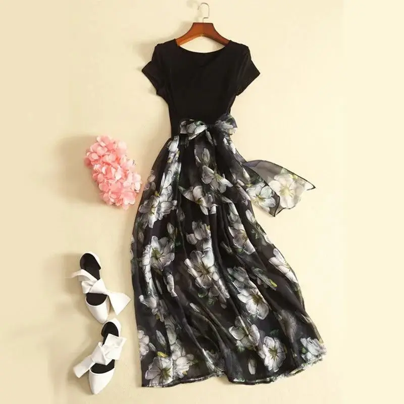 Dress Women's Summer New Short-sleeved Black Print Stitching Belt Loose Travel Vacation Fashion Mid-length Chiffon Dress female
Dress Women's Summer New Short-sleeved Black Print Stitching Belt Loose Travel Vacation Fashion Mid-length Chiffon Dress female