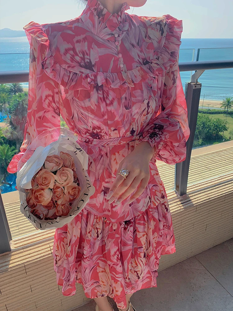 Niche Design Early Spring New Women's Clothing French Retro Vintage Comfortable Fashion High-quality Dress
Niche Design Early Spring New Women's Clothing French Retro Vintage Comfortable Fashion High-quality Dress