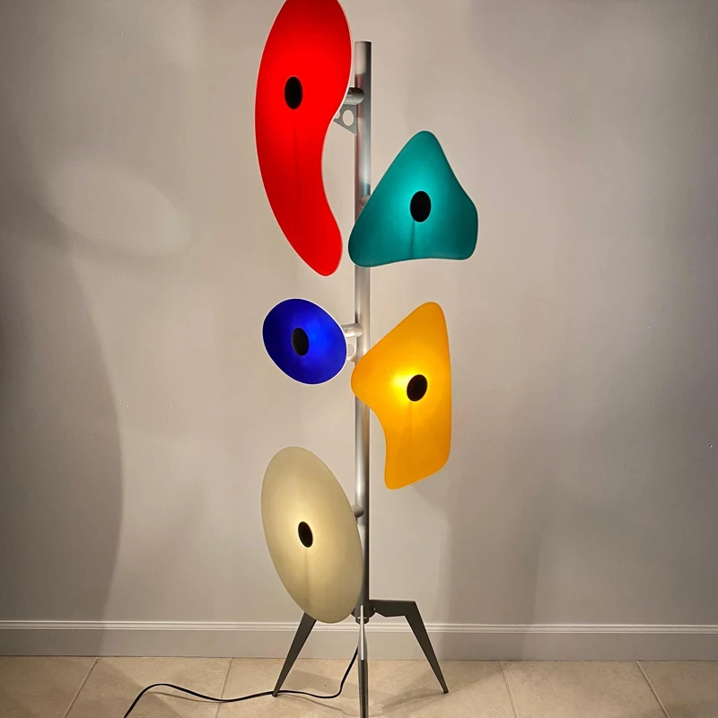 Nordic Creative Art Design Acrylic Shade Led Floor Lamp Living Room Home Decor Sofa Corner Standing Light Bedroom Bedside Lamp
Nordic Creative Art Design Acrylic Shade Led Floor Lamp Living Room Home Decor Sofa Corner Standing Light Bedroom Bedside Lamp