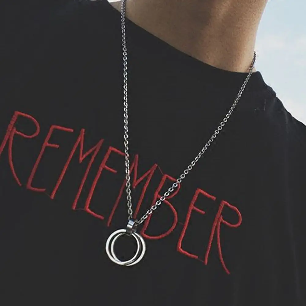 Korean Version Of The Simple Double-ring Titanium Steel Pendant Men's Necklace Silver Round Street Hip Hop Long Chain Jewelry
Korean Version Of The Simple Double-ring Titanium Steel Pendant Men's Necklace Silver Round Street Hip Hop Long Chain Jewelry