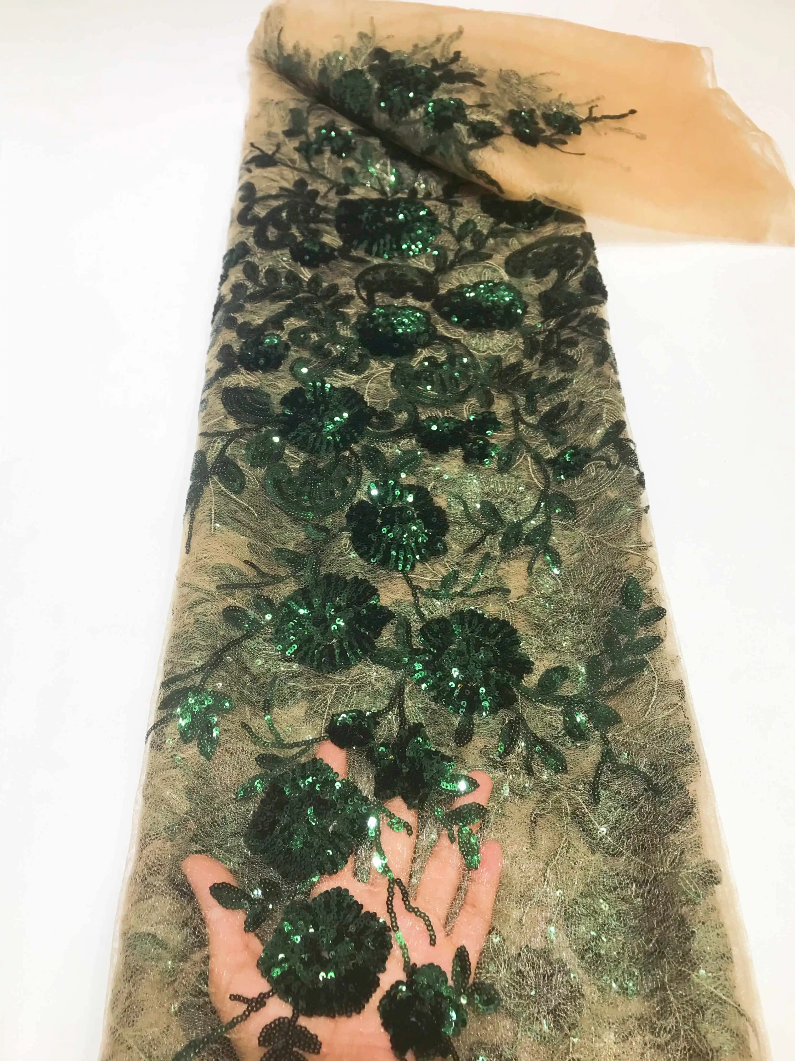 Hot Sellers African Lace Fabric 5 Yards Golden Net Lace With Shining Sequins Sewing Accessories Dresses For Bridesmaid BJLN10
Hot Sellers African Lace Fabric 5 Yards Golden Net Lace With Shining Sequins Sewing Accessories Dresses For Bridesmaid BJLN10