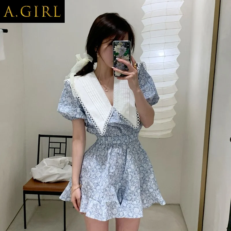 M GIRLS Elegant Floral Print Mini Playsuit Summer Korean Chic Slim Waist Sweet Blue Jumpsuit Fashion Romper Ropa De
M GIRLS Elegant Floral Print Mini Playsuit Summer Korean Chic Slim Waist Sweet Blue Jumpsuit Fashion Romper Ropa De