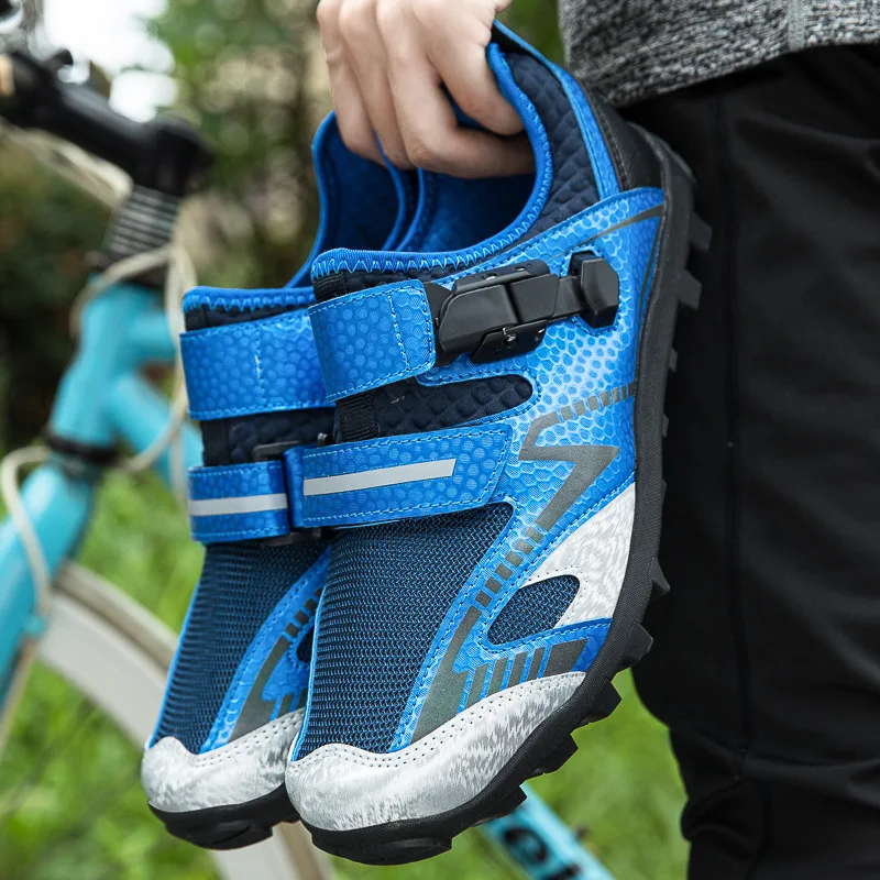 Multi-color professional cycling shoes rubber nylon combination sole non-slip wear-resistant mountain road riding
Multi-color professional cycling shoes rubber nylon combination sole non-slip wear-resistant mountain road riding