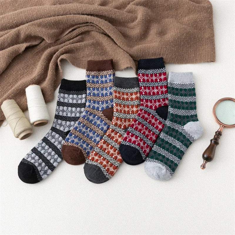 5 Pair Women'S Autumn And Winter New Thickened Warm Ladies Rabbit Wool Socks Retro Socks
5 Pair Women'S Autumn And Winter New Thickened Warm Ladies Rabbit Wool Socks Retro Socks
