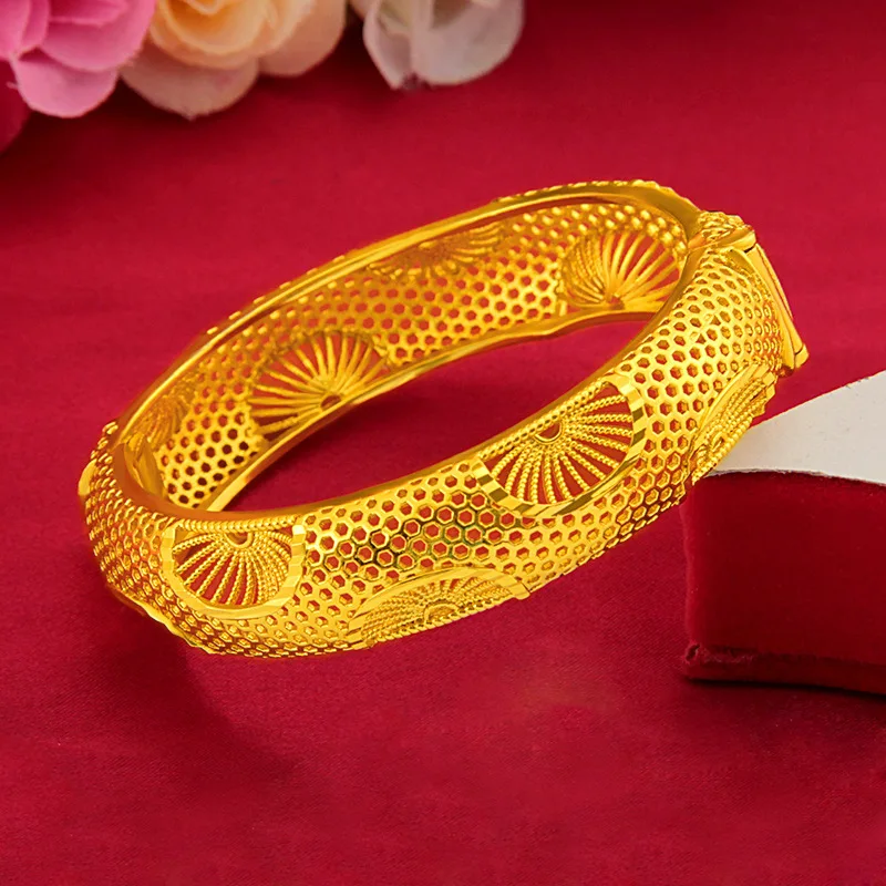 Vintage Feather Heart Sutra Bracelet Vietnam Sand Gold Edition Vintage Craft Leaf Opening Adjustable Wedding Bride Bracelet
Vintage Feather Heart Sutra Bracelet Vietnam Sand Gold Edition Vintage Craft Leaf Opening Adjustable Wedding Bride Bracelet