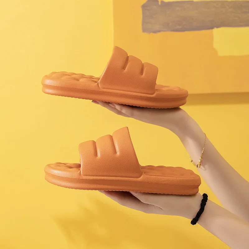 New Thickened Bottom to Step on Excretion Feeling Cool Slippers Summer Men and Women Indoor and Outdoor Non-slip Lovers Slippers
New Thickened Bottom to Step on Excretion Feeling Cool Slippers Summer Men and Women Indoor and Outdoor Non-slip Lovers Slippers
