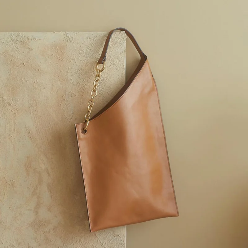Handbags For Women Luxury Designer Slim Shoulder Bag And Purse 2023 New In PU Material Vintage Medium Chain Underarm Bags
Handbags For Women Luxury Designer Slim Shoulder Bag And Purse 2023 New In PU Material Vintage Medium Chain Underarm Bags