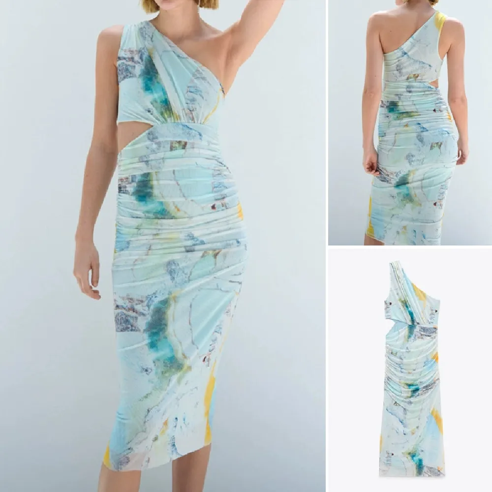 COS LRIS 2023 summer new European and American waist opening design pleated decoration asymmetric collar long dress 5039383
COS LRIS 2023 summer new European and American waist opening design pleated decoration asymmetric collar long dress 5039383