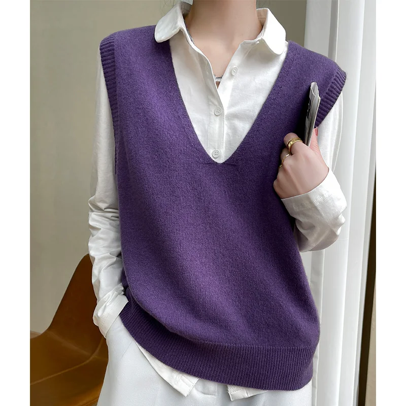 Women's V-Neck Sleeveless Vest Sweater Pure Wool Loose Version High-Quality Knitted Korean Style Pullover In Spring and Summer
Women's V-Neck Sleeveless Vest Sweater Pure Wool Loose Version High-Quality Knitted Korean Style Pullover In Spring and Summer