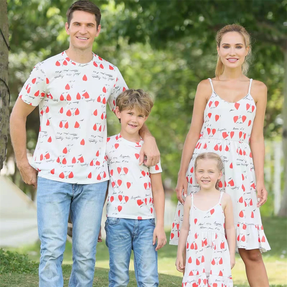 Loves Print Family Matching Outfits Tank Mother Daughter Dresses Mom Baby Mommy and Me Clothes Short Sleeve Father Son T-shirts
Loves Print Family Matching Outfits Tank Mother Daughter Dresses Mom Baby Mommy and Me Clothes Short Sleeve Father Son T-shirts