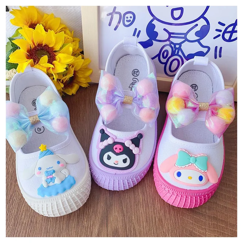 Аниме Sanrio Kuromi Cinnamoroll Mymelody кукольная серия с бантом для девочек парусиновая обувь Kawaii мягкая подошва удобная Тканевая обувь детский подарок
Аниме Sanrio Kuromi Cinnamoroll Mymelody кукольная серия с бантом для девочек парусиновая обувь Kawaii мягкая подошва удобная Тканевая обувь детский подарок