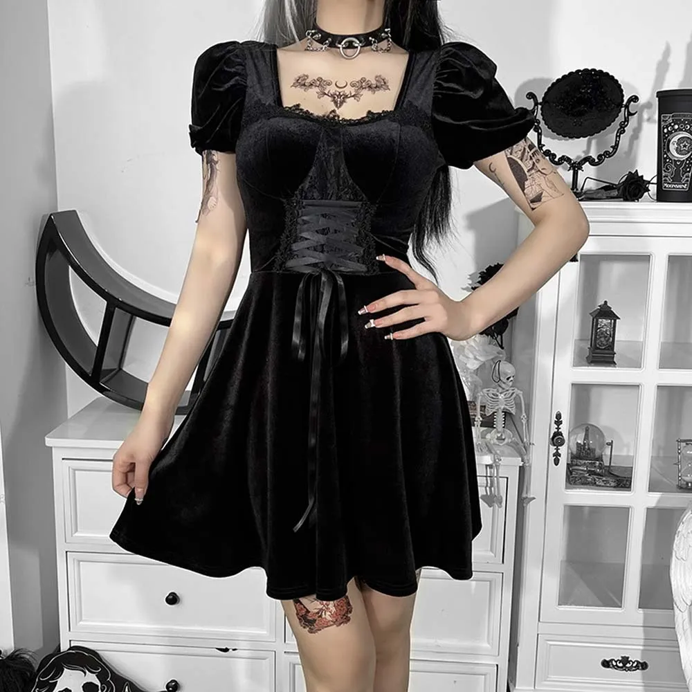 Fashion Women Dress Gothic Darkness Style Puff Short Sleeve Square Collar Pullover Slim Solid Color Spring Fall Dress For Ladies
Fashion Women Dress Gothic Darkness Style Puff Short Sleeve Square Collar Pullover Slim Solid Color Spring Fall Dress For Ladies