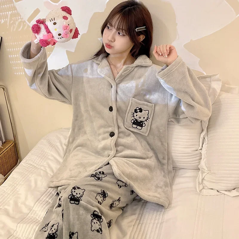 Sanrio Hello Kitty Pochacco Kawaii Retro Full Print Pajamas Anime Cartoon Autumn Winter Warmth Flannel Girl Loungewear Set Gift
Sanrio Hello Kitty Pochacco Kawaii Retro Full Print Pajamas Anime Cartoon Autumn Winter Warmth Flannel Girl Loungewear Set Gift