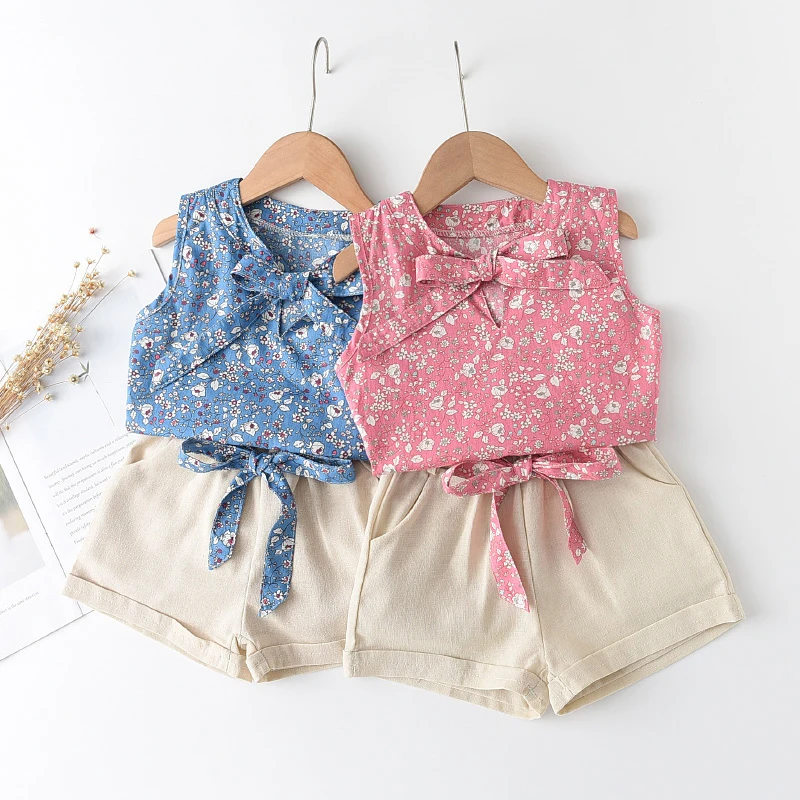 Girls Clothing Sets New New Summer Kids Girl Bowtie Suit Sleeveless Floral Top+Shorts 2Pcs Outfit Casual Suit Children Clothing
Girls Clothing Sets New New Summer Kids Girl Bowtie Suit Sleeveless Floral Top+Shorts 2Pcs Outfit Casual Suit Children Clothing