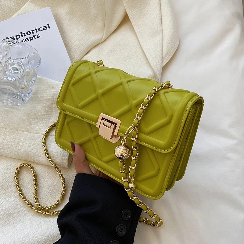 Small Flap Shoulder Crossbody Messenger Bags for Women 2022 Fashion PU Leather Summer Brand Trend Chain Cute Quilted Handbags Pu
Small Flap Shoulder Crossbody Messenger Bags for Women 2022 Fashion PU Leather Summer Brand Trend Chain Cute Quilted Handbags Pu