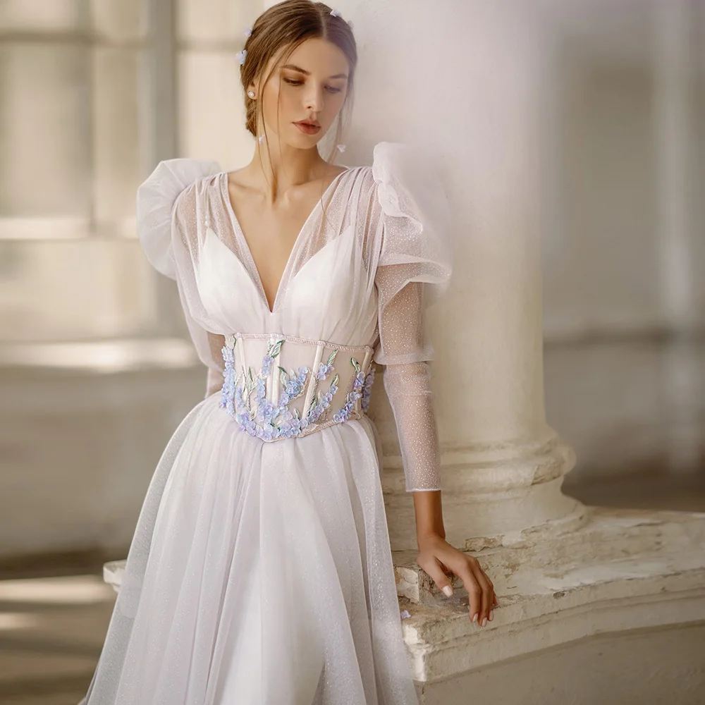 Romantic Wedding Dresses 2022 Long Sleeves V-Neck Backless A-Line Bridal Gowns Boho Vintage 3D Flowers Belt Свадебное платье
Romantic Wedding Dresses 2022 Long Sleeves V-Neck Backless A-Line Bridal Gowns Boho Vintage 3D Flowers Belt Свадебное платье